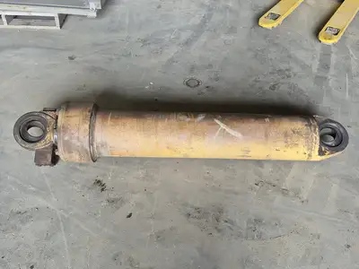 USED KOMATSU 561-63-62102