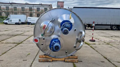 Hoeksma & Velt 6,000 Litre Stainless Steel Tanks | Perry Equipment (3)