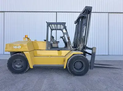 USED KOMATSU FD160E-8