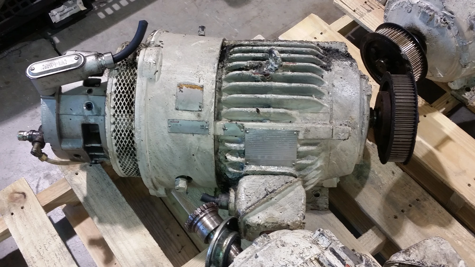 US Motors  5HP; 1185RPM; 460V; Frame: 254U C12 99016435 0001 F