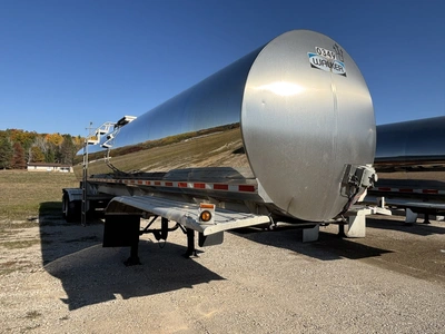 Used 2017 WALKER MILK TANKER TRAILER Tanker Trailers Michigan US | Miedema Asset Management Group #1709476