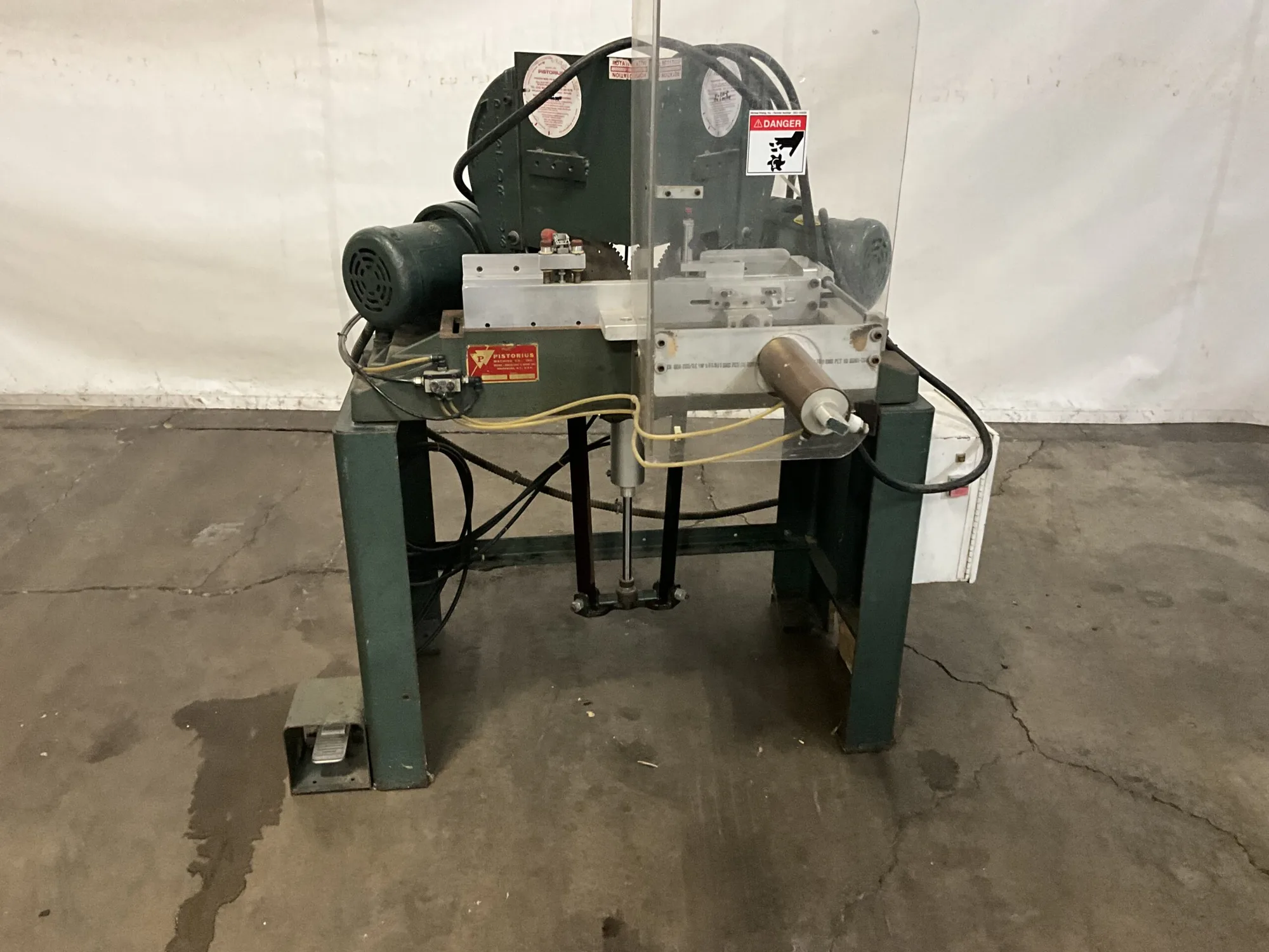 NN200 | Pistorius | Miter Saws