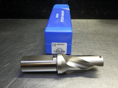 Kyocera 0.922" Coolant Thru Indexable Drill 1" Shank S100-DRV0922-2-07 (LOC3395)