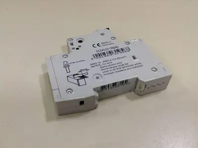 USED SIEMENS 5SJ4110-7HG40
