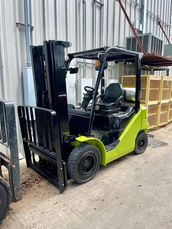 Used 2018 CLARK S25L Internal Combustion Forklifts: Pneumatic Tire Texas US | TB Forklifts #1274933