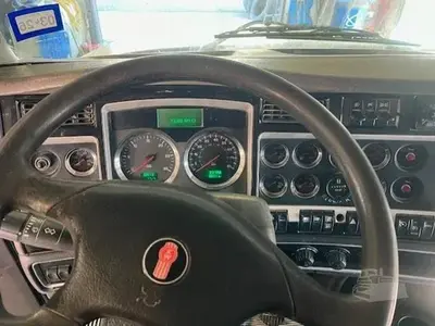 2014 KENWORTH T800 Industrial Vacuum Trucks | Crossford Machinery Group (8)
