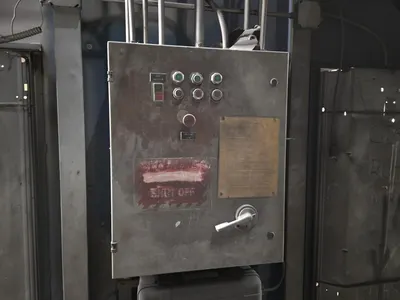 Blast Room w/ (2) Schmidt Pots, Recirc System, Towable Cart, 48 Cell Cartridge Collector (