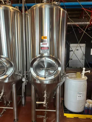 7 BBL DME Unitanks (217 Gallon) – Glycol Jacketed & Insulated – (3) Available