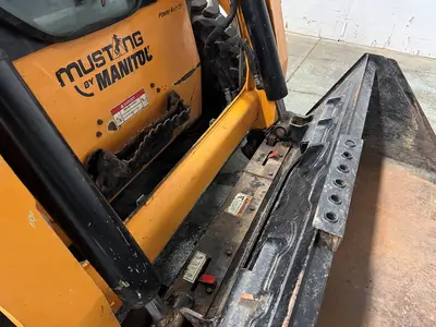 Used 2020 MANITOU MUSTANG 2700V Skid Steer Loaders Minnesota US | Birnstengel Equipment #1554089