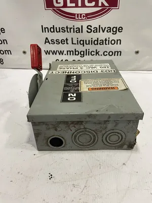 GE TH3361 30A 3 Pole Fusible Safety Disconnect Switch 600VAC 250VDC