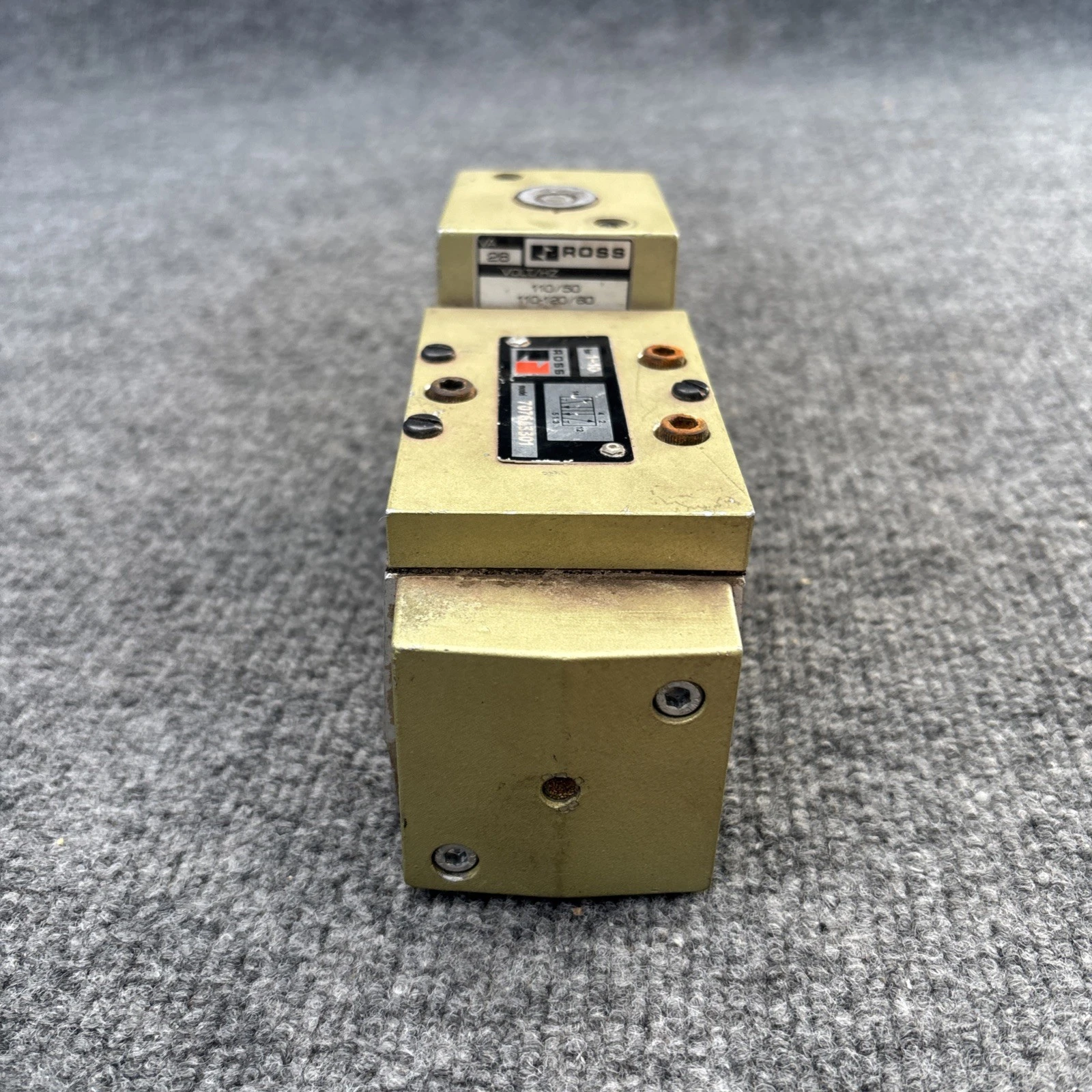Used Ross 7076A3301 Solenoid Valves California US | Davliegogo LLC #1705662