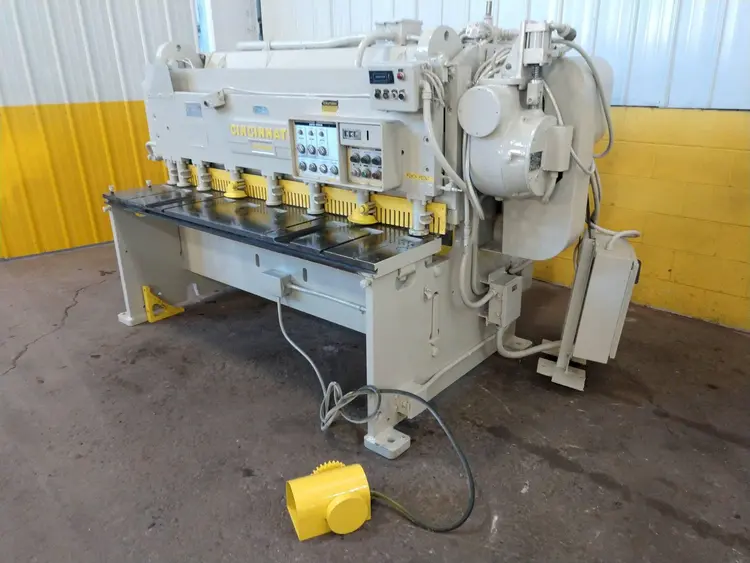 Used CINCINNATI INC _UNKNOWN_ Power Squaring Shears (Gauge) Ohio US | Yoder Brothers machinery 26 #91281