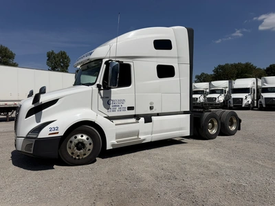 Used 2021 VOLVO VNL760 Conventional trucks Indiana US | Miedema Asset Management Group #1414665