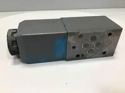 USED VICKERS DG4V-3-2AL-M-U-HL7-60