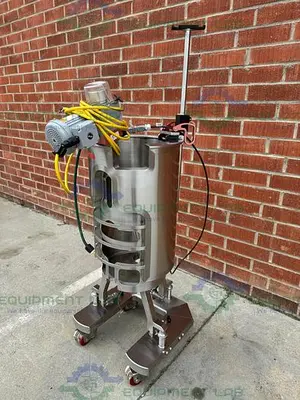 USED THERMO HYPERFORMA STAINLESS STEEL WATER JACKETED SINGLE USE 50L 5:1 BIOREACTOR