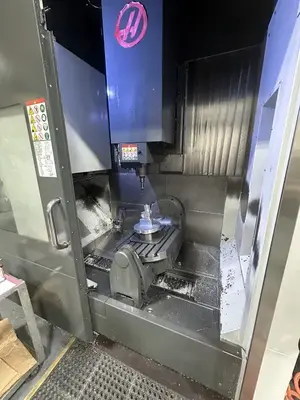 2016 HAAS UMC-750SS Machining Centers, Vertical, (5-Axis or More) | Machnet (7)