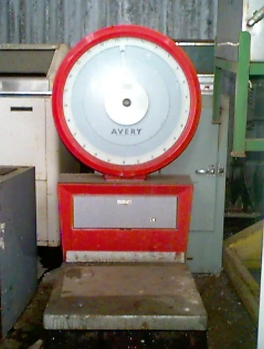 25 K Avery Dial Scale With Tare