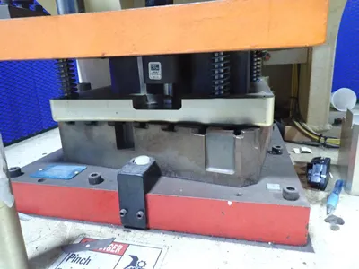 Used ODC WRO054325 Single Station Punches Ohio US | HGR 24 #746901