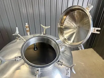 Used 300 Gallon Tank (Vessel), 316 Stainless Steel