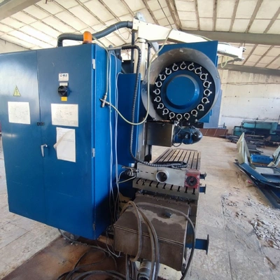 LAGUN CNC Bed Type Mill, in very good used condition, visible under power