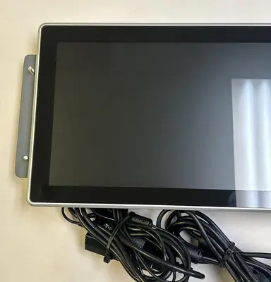 USED AXIOMTEK P6157WPG-AC-US-EU-V2