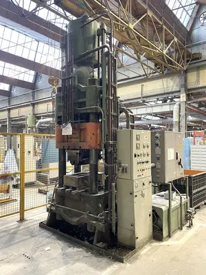 USED HL 450 TON HEATED 4 COLUMN PRESS