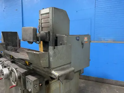 USED BROWN & SHARPE 824 MICROMASTER