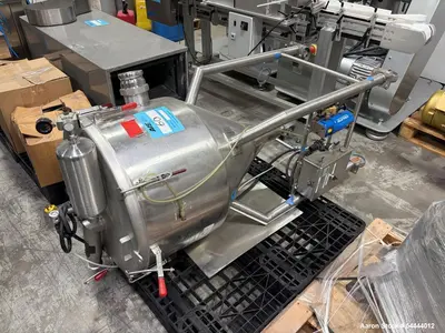 Used Stainless Steel Powder Hopper – Vacuum Transfer Feed System