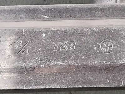 USED THOMAS & BETTS LR