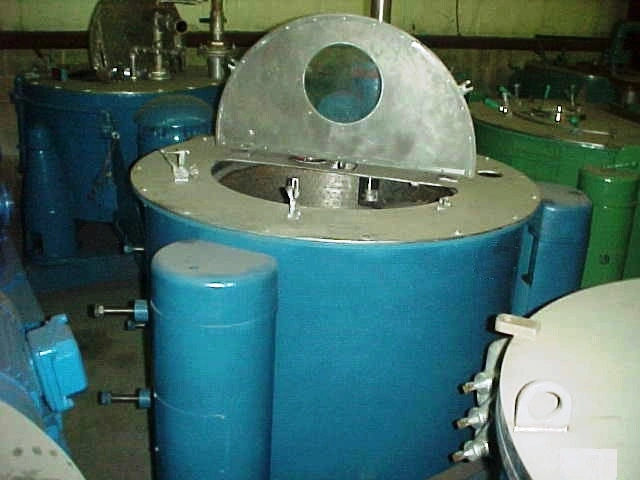 Tolhurst 40 x 20 Batch-O-Matic perforate basket, 304SS.