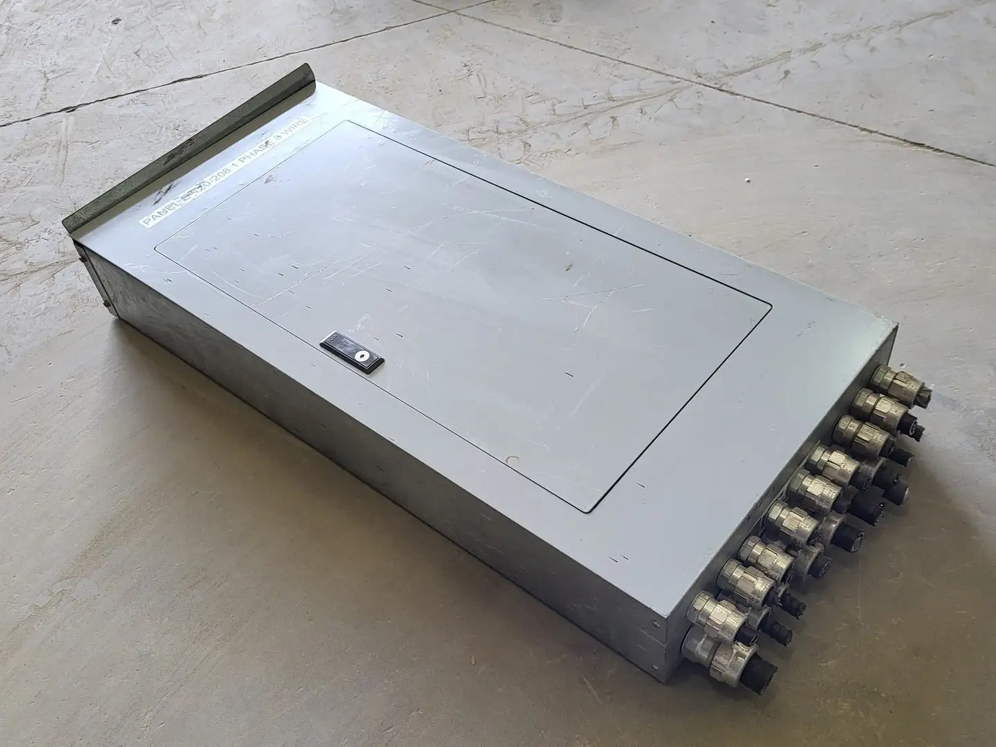 Used EATON CUTLER-HAMMER POW-R-LINE 1A Switchgears British Columbia CA | Lenmark #239227