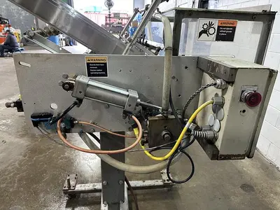 USED 2001 BARRY-WEHMILLER THIELE RECIPROCATING PLACER