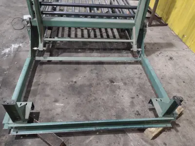 60" x 48" ROACH LIFT & TILT UPENDER / TABLE WITH ROLLER CONVEYOR, 115 VOLT & AIR: YOBRO #24709