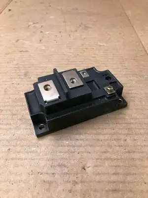 FUJI Electric 1DI300Z-120 300A Power Transducer 1200V