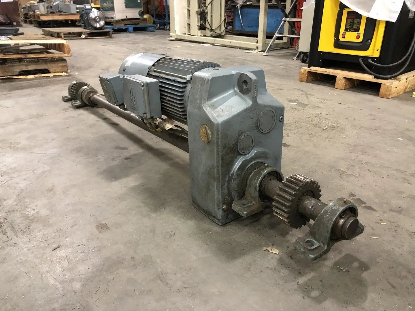 USED 2009 SEW DV132S-4BM/TH/VS