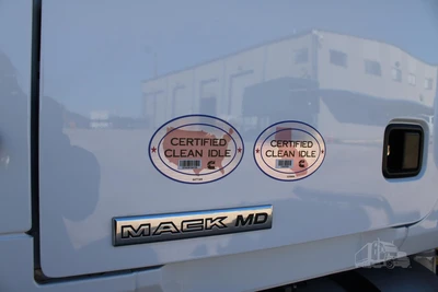 New | in-Stock 2027 MACK MD7 Rolloff Trucks Texas US | Roll Off Truck World #1491925
