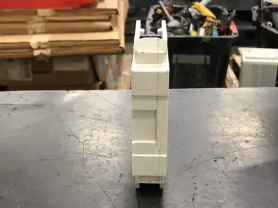 NEW CUTLER-HAMMER GI1020