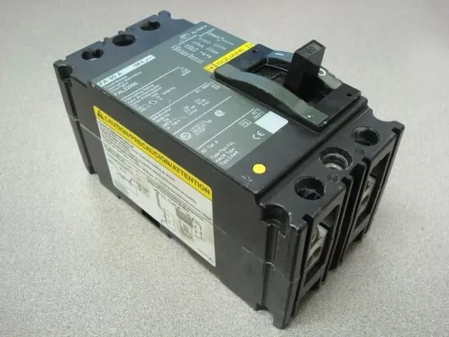 Square D FAL22090 Industrial Circuit Breaker 90 Amp 240VAC 2 Pole Used