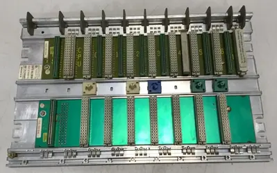 USED SIEMENS 6ES5 700-2LA12