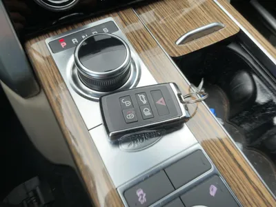 USED 2019 LAND ROVER RANGE ROVER