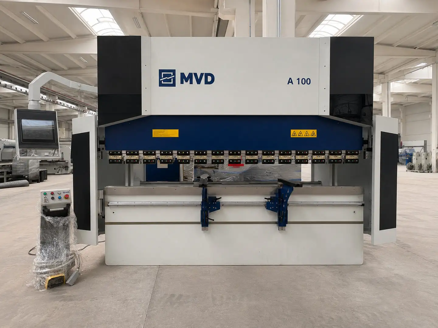 New | in-Stock 2026 MVD A100-3100 Press Brakes British Columbia CA | Lenmark #1424581