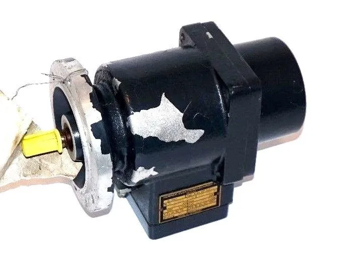 NEW HUBNER BERLIN E-EX-GP-0.2-4 TACHOGENERATOR EEXGP0.24