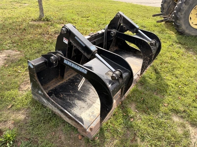 Used BLUE DIAMOND 106175 GRAPPLE LOADER BUCKET SKID STEER ATTACHMENT Grapple Buckets Michigan US | Miedema Asset Management Group #1424738