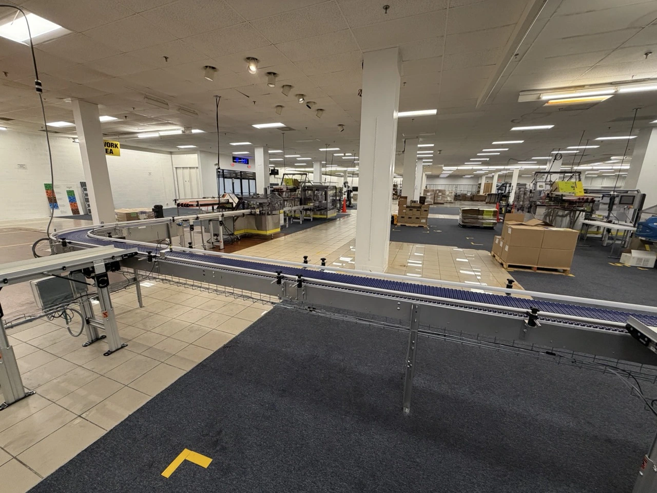 USED 2023 BAY DESIGN CONVEYOR SYSTEM