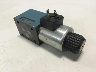 USED BOSCH 0 810 001 266