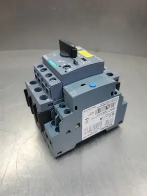 SIEMENS 3RV20111CA10 Contactor w/3RV29211M Module. 4C50