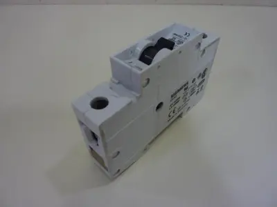 USED SIEMENS 5SX21C8