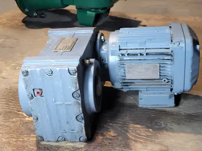 USED SEW-EURODRIVE DRN90S4/FG/RI