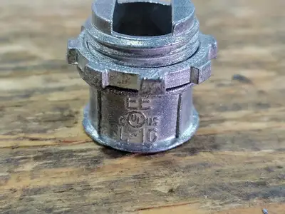 3/8" Die Cast Connector L-16