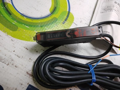 NEW OMRON N E3X-NA41